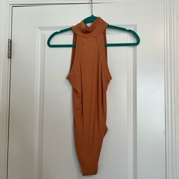 Tan Ribbed Bodysuit - Picture 2 of 9